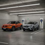 Cómo convertir tu garaje comunitario en un punto de recarga para coches eléctricos