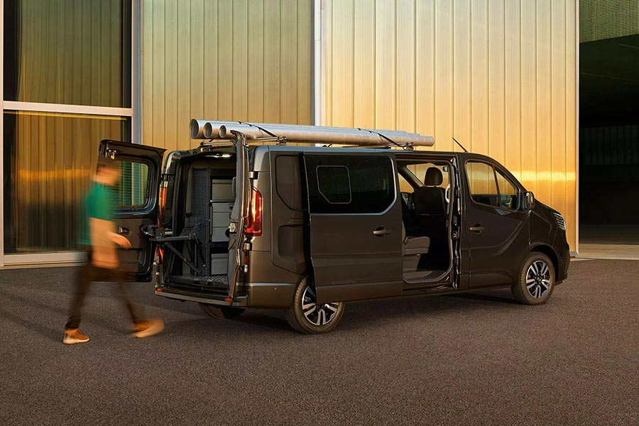 trafic-furgon-etech010