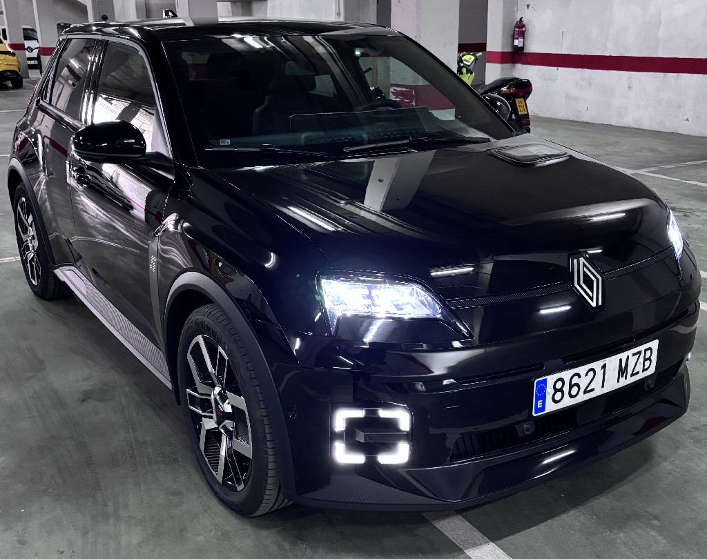 RENAULT R-5 E-TECH ELECTRICO TECHNO 150CV CONFORT